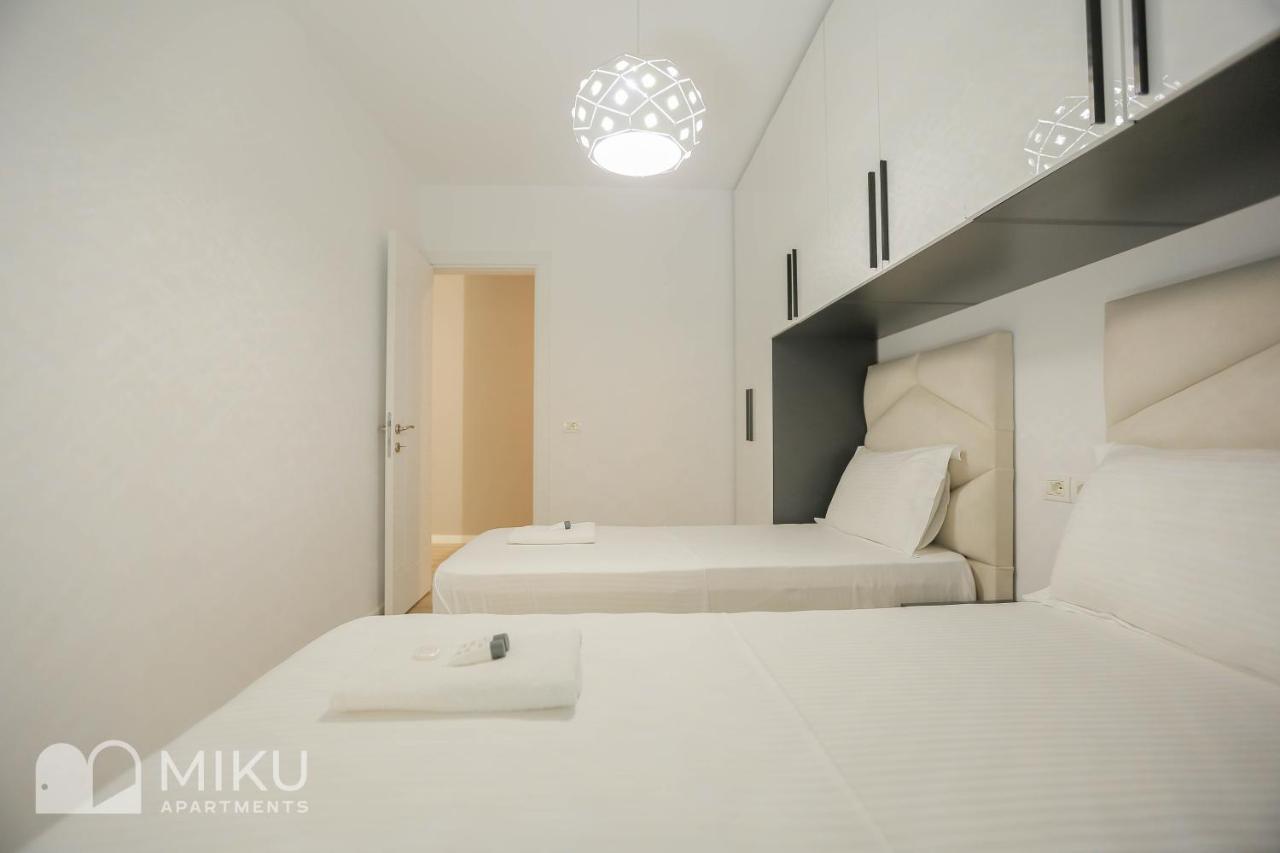 Miku Apartment-Brand New At Wilson Square Тирана Экстерьер фото