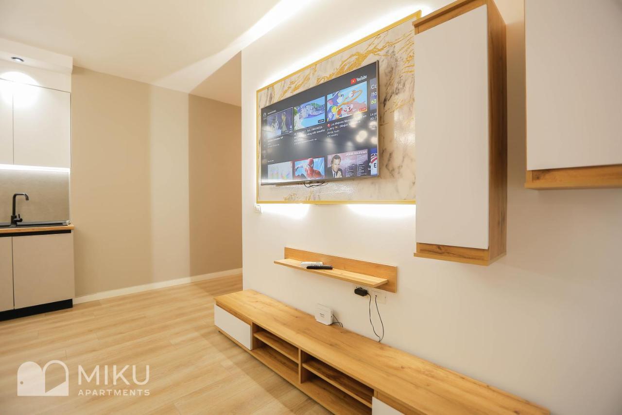 Miku Apartment-Brand New At Wilson Square Тирана Экстерьер фото