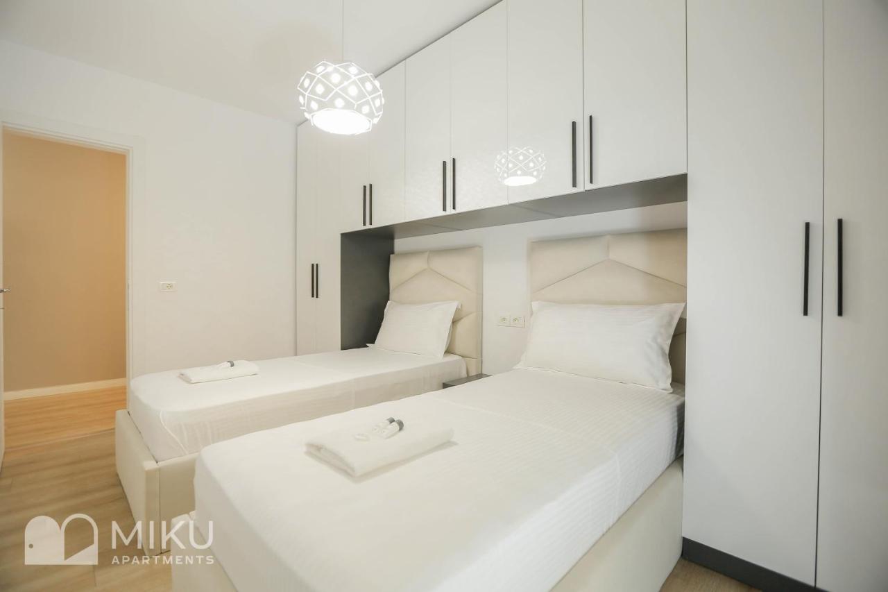 Miku Apartment-Brand New At Wilson Square Тирана Экстерьер фото