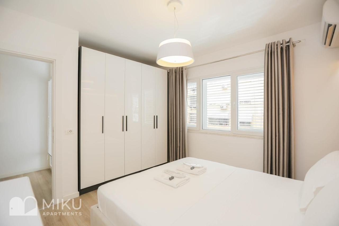 Miku Apartment-Brand New At Wilson Square Тирана Экстерьер фото