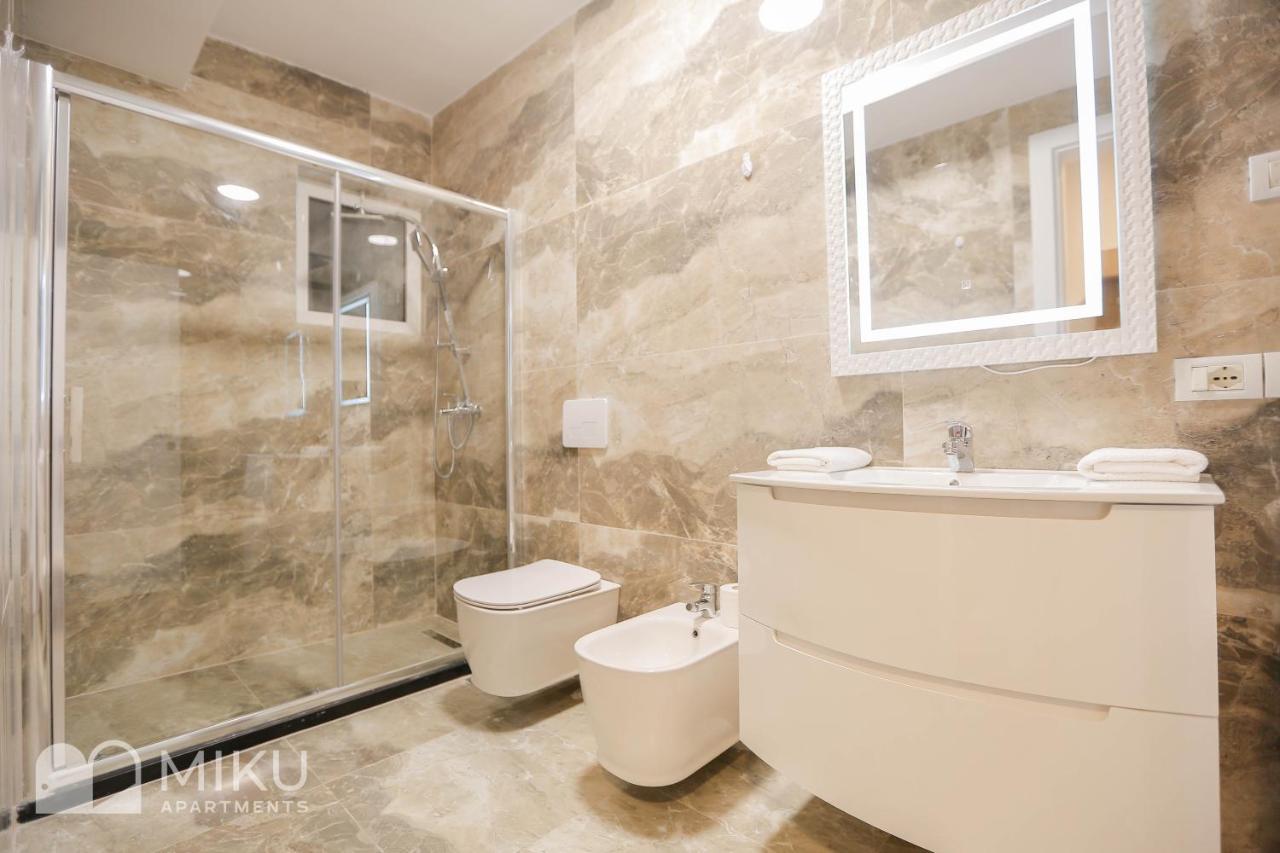 Miku Apartment-Brand New At Wilson Square Тирана Экстерьер фото